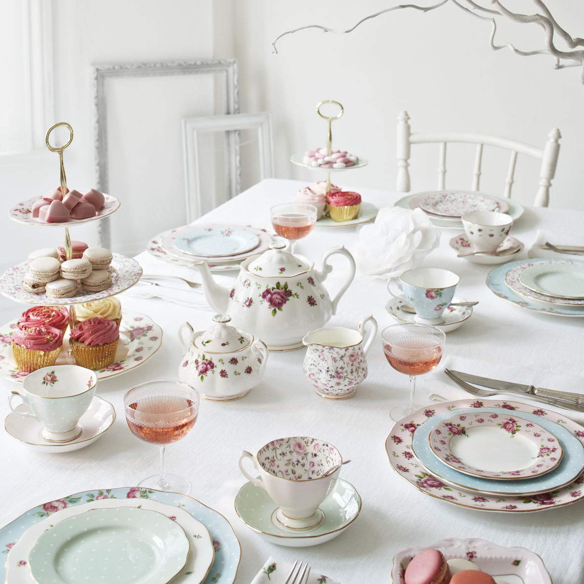 Royal Albert New Country Roses White Cake Stand Three-Tier, 11.5" - Image 3