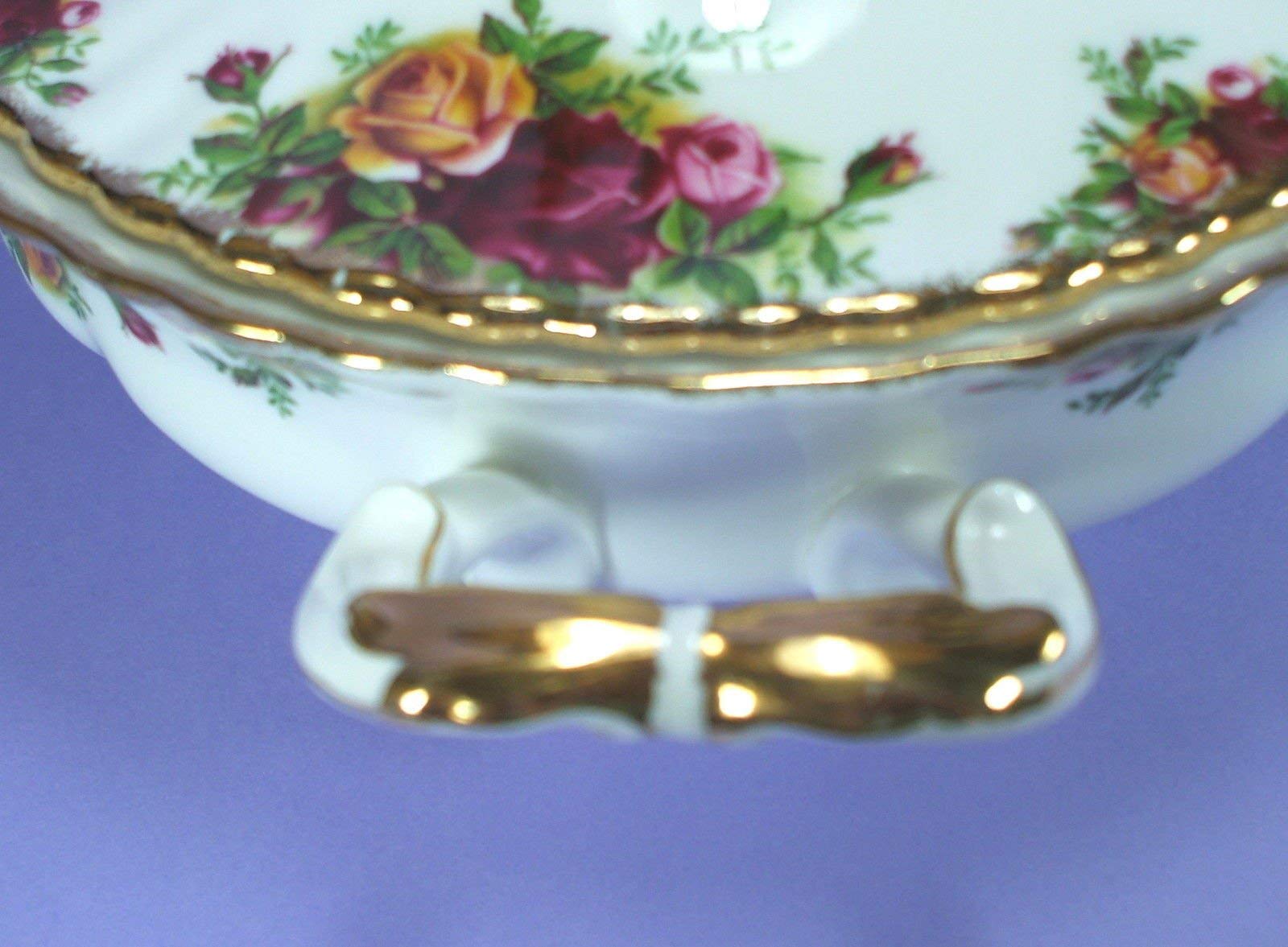 Royal Albert Old Country Roses Covered Vegetable Bowl - Image 4
